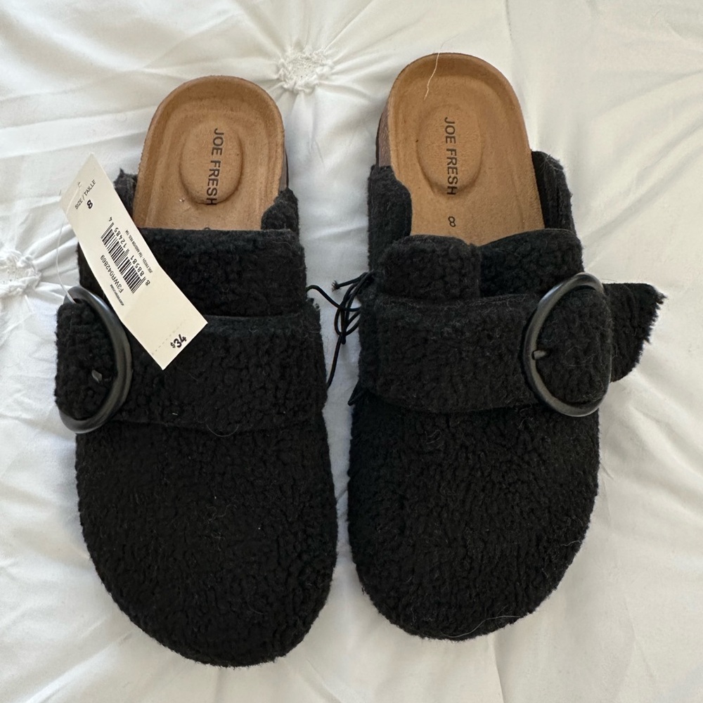 BNWT Joe Fresh Clogs